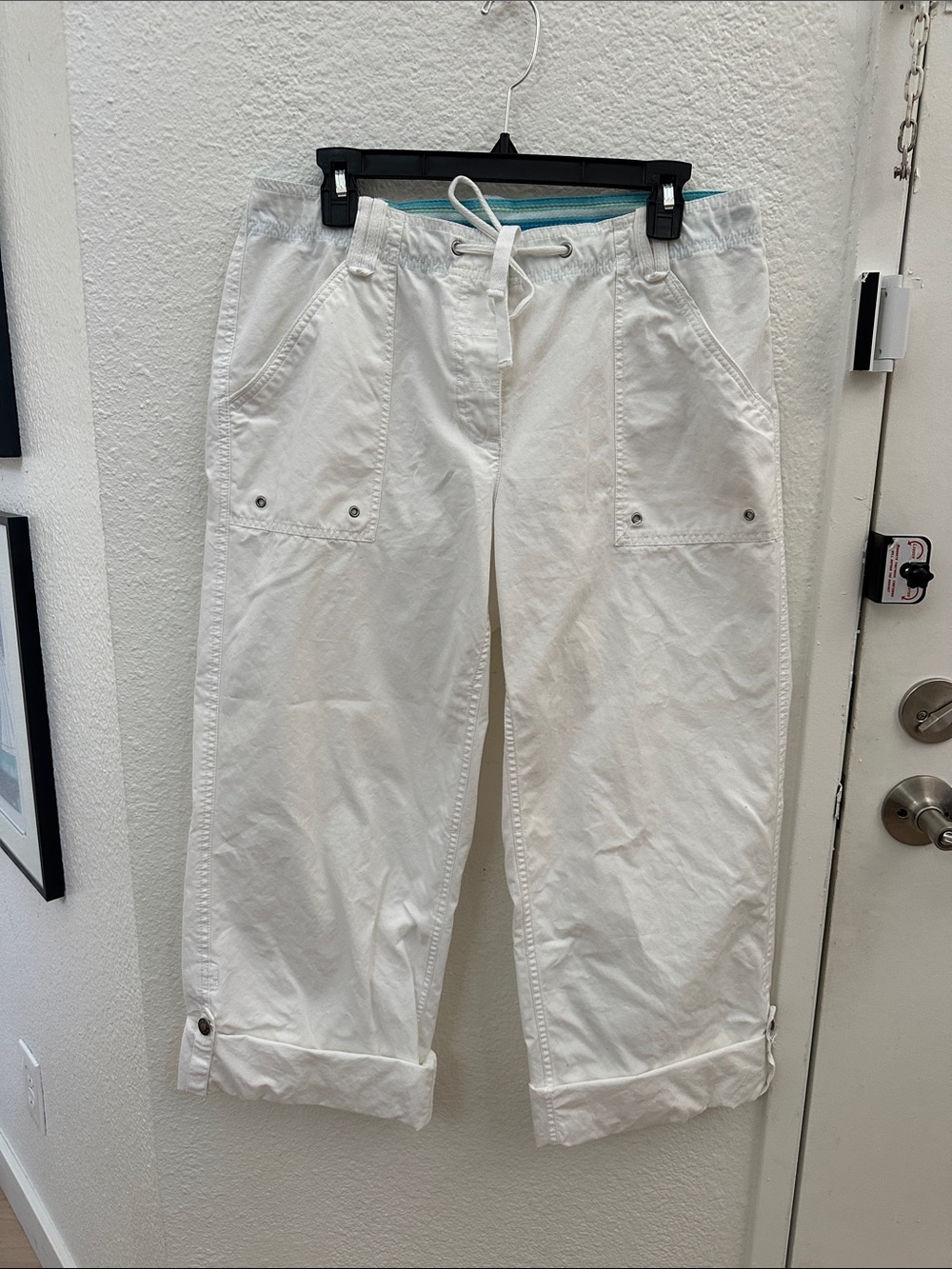 Liz Claiborne White Cargo Drawstring Crop Pants